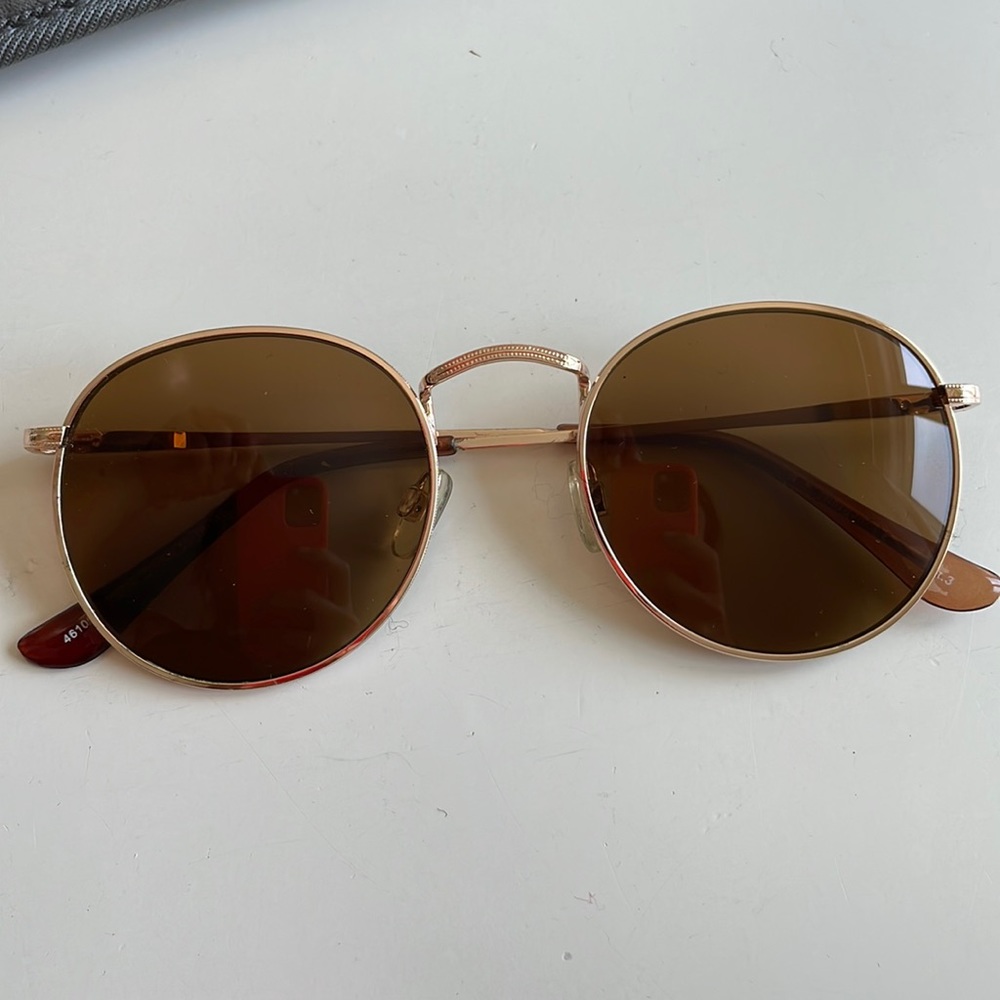 Round Sunglasses